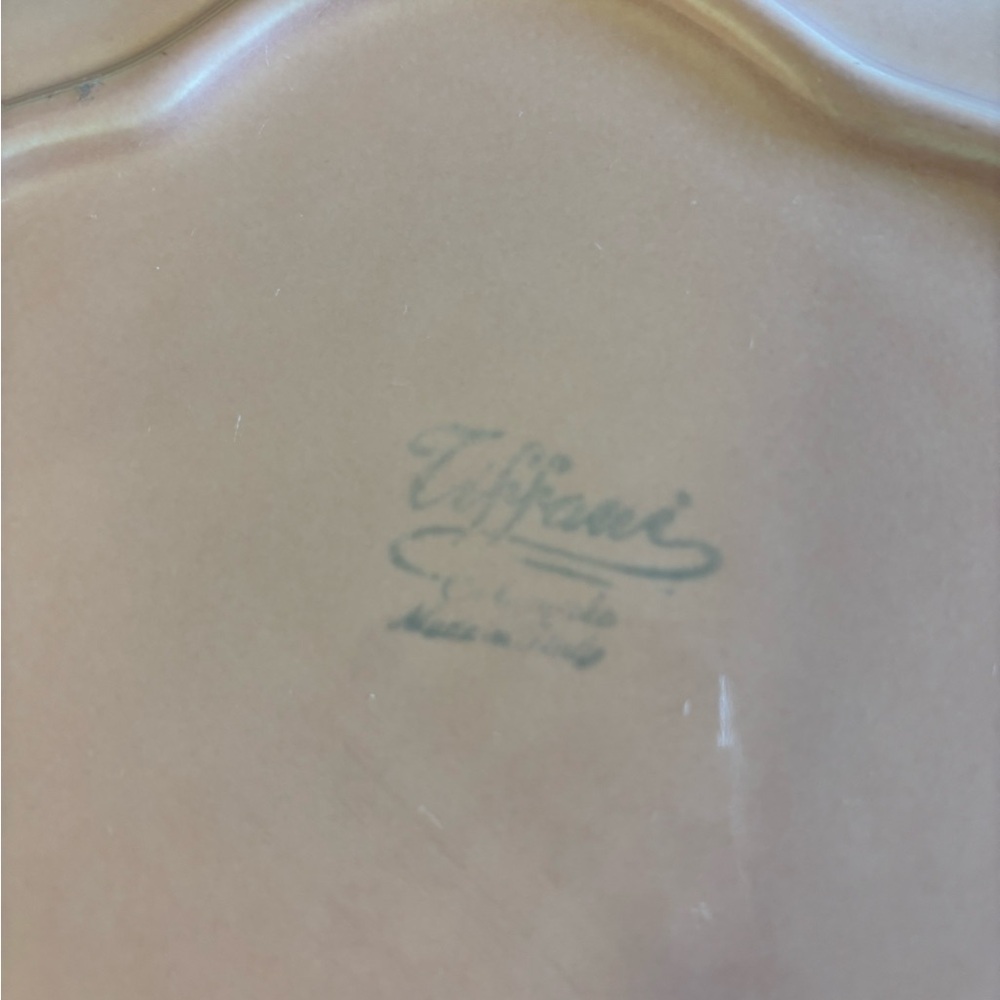 Tiffani Ceramiche scalloped dinner plates. - Picture 6 of 6